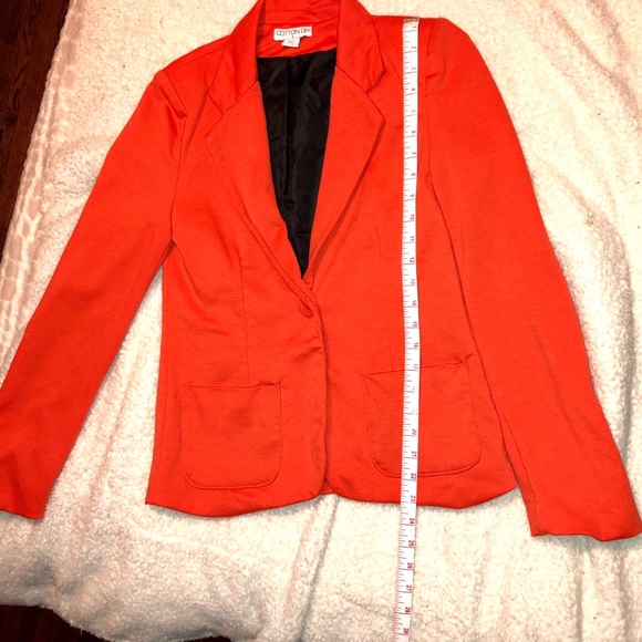 Used Orange blazer !! - Picture 2 of 6